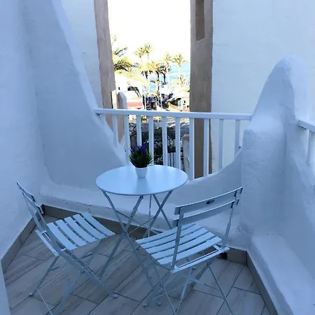 Semesterbostad Charming In Playa De La Americas With Sea View Playa de las Americas (Tenerife)